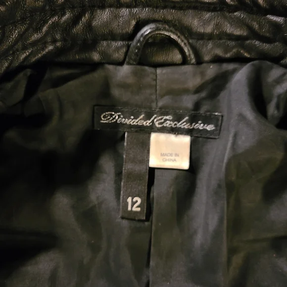 Punk studded cropped leather jacket - Picture 4 of 14